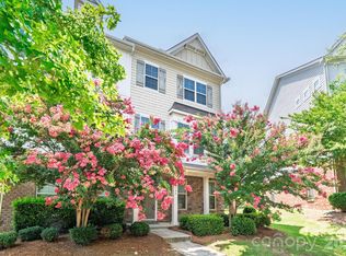 9348 Ainslie Downs St, Charlotte, NC 28273