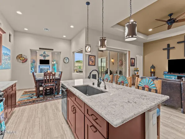 8173 Willow Bloom Cir, Las Cruces, NM 88007