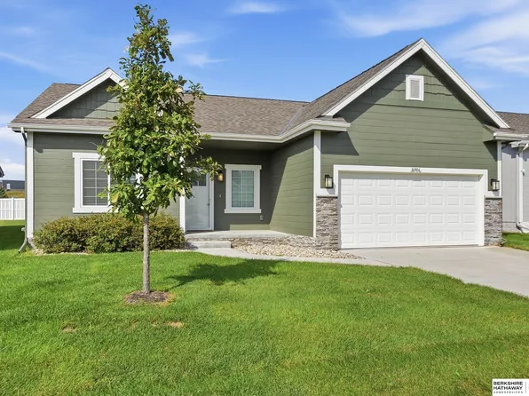 16906 Mary St, Omaha, NE 68116