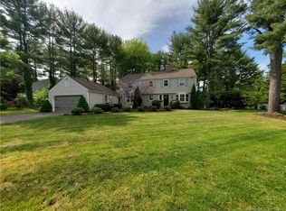 58 Glenwood Rd, West Hartford, CT 06107