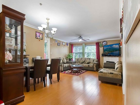 3rd image of 12739 72nd Ave #401