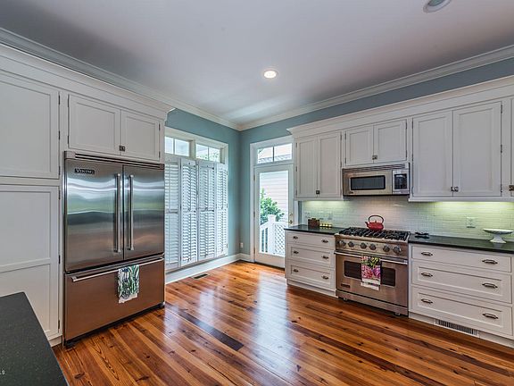 3rd image of 18 River Marsh Lane