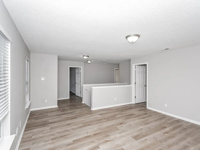 12432 Bearsdale Dr — Photo 10