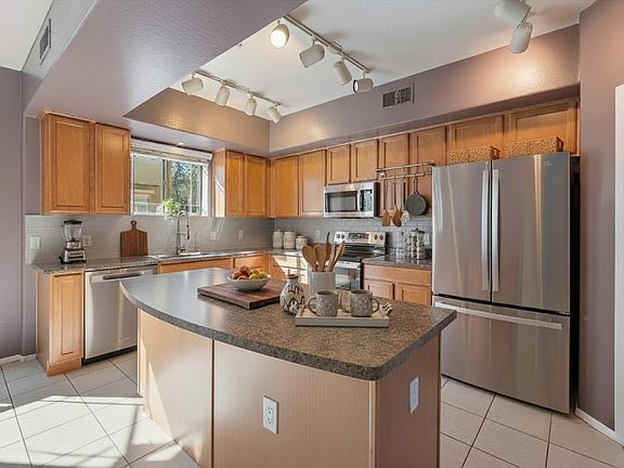 Kitchen 1 Virtually staged