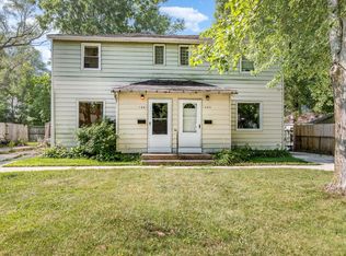 1001 Elizabeth St, Midland, MI 48640