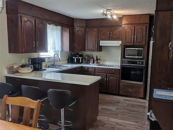 4th image of 235 Gillam PLACE