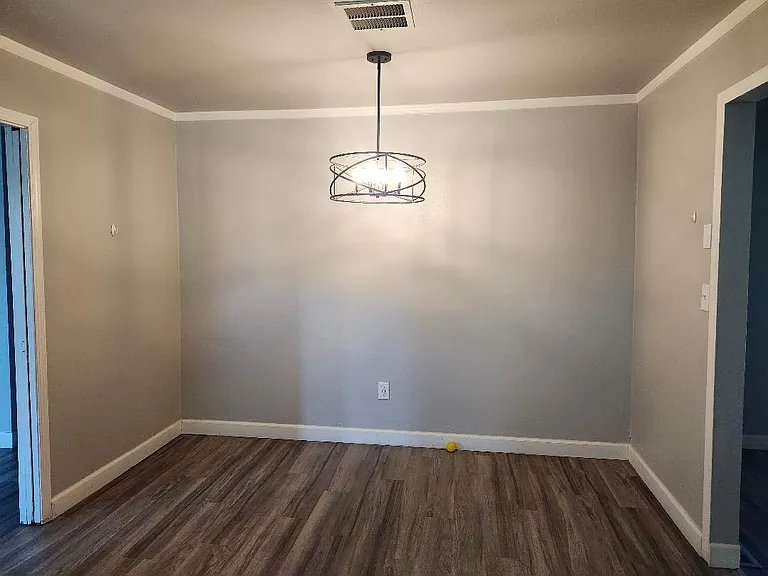 Topaz Dr — Photo 9