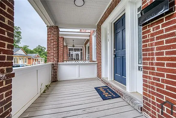 3 bed, 1728 sqft, $1,500 — Photo 2