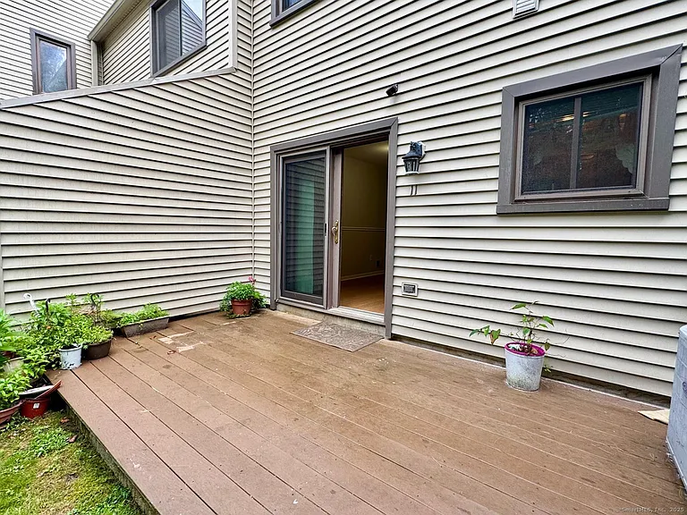 1 Horizon Dr #11 — Photo 9