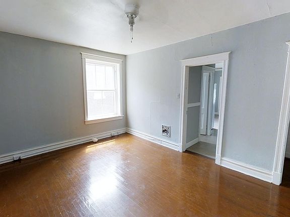 5th image of 4733 Alaska Ave