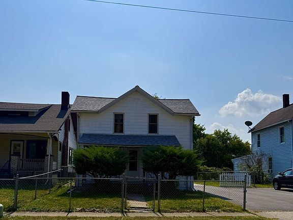 2nd image of 568 Turner St