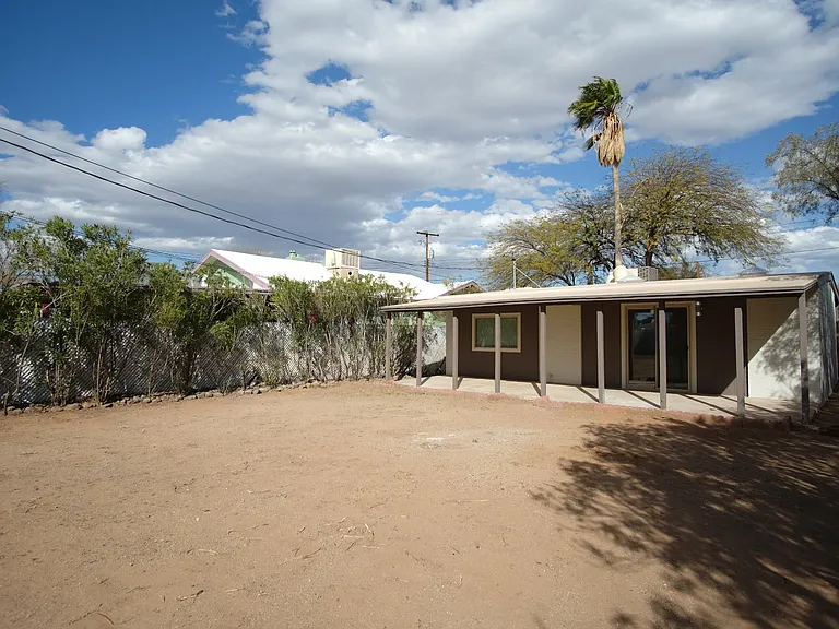 919 N Catalina Ave — Photo 2