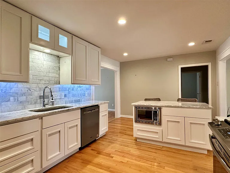 1509 Vine St — Photo 26