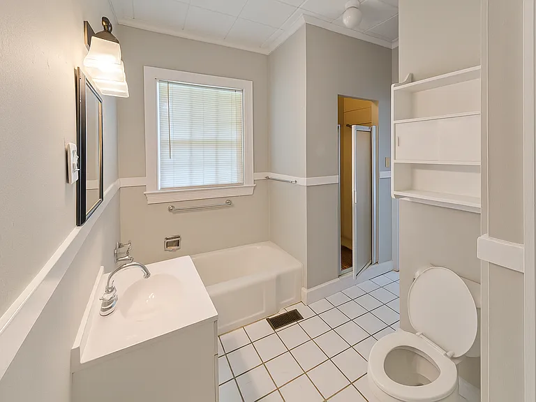 2517 31st Ave — Photo 5
