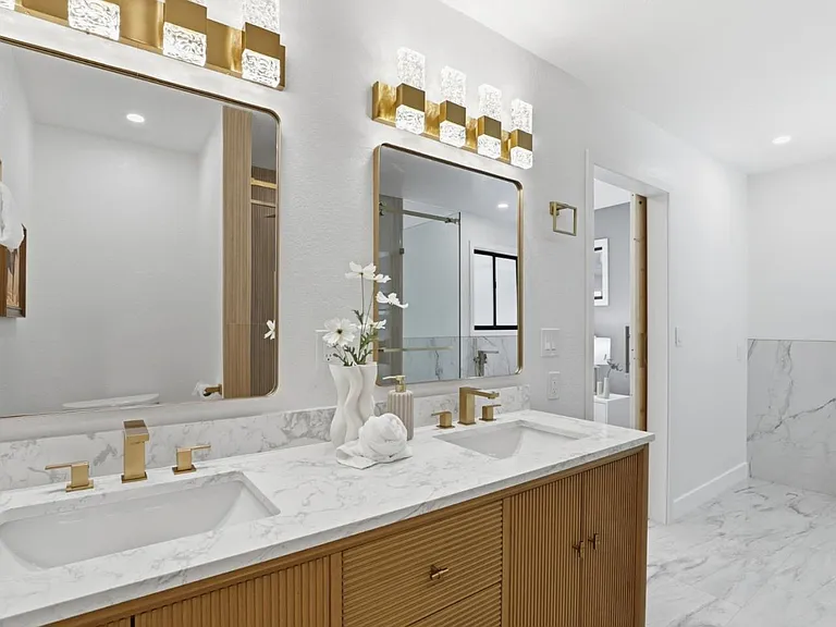 16955 Oakridge Ln — Photo 27