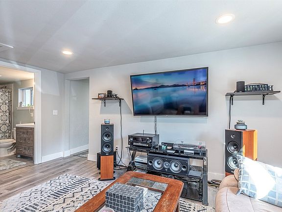 4th image of 8423 68th Avenue Ct SW