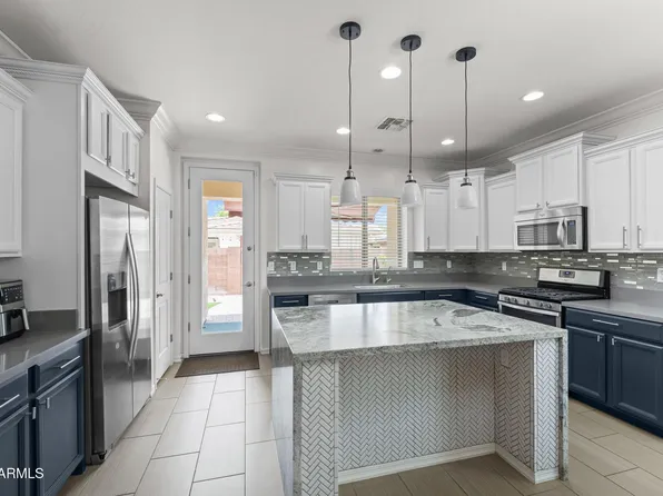 1890 S RACINE Lane, Gilbert, AZ 85295