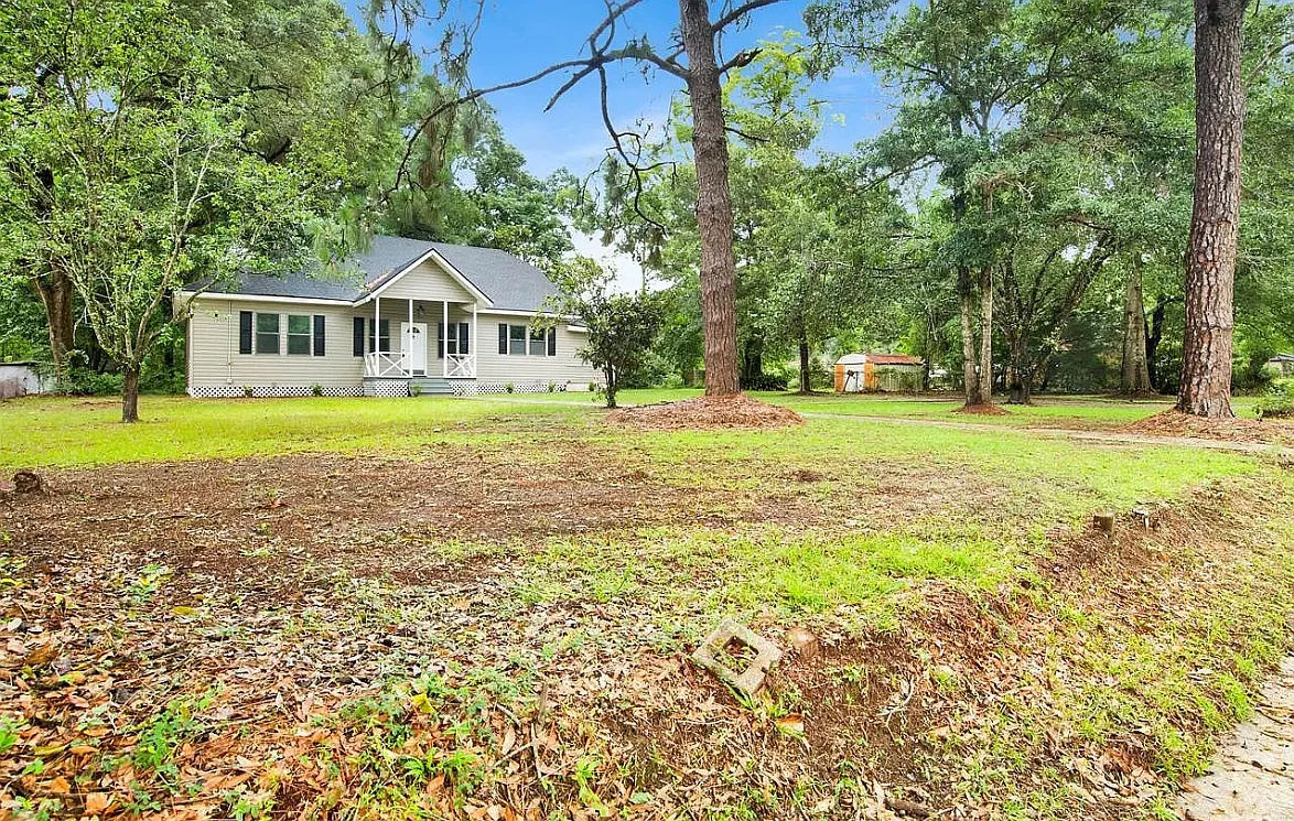 1633 Phillips Lane - 1 — Photo 3
