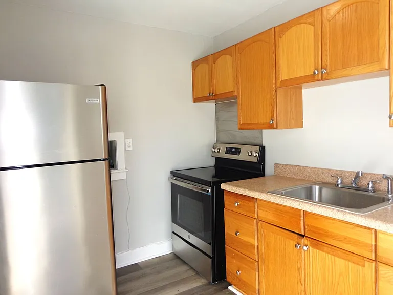 307 W Little Creek Rd #C — Photo 7