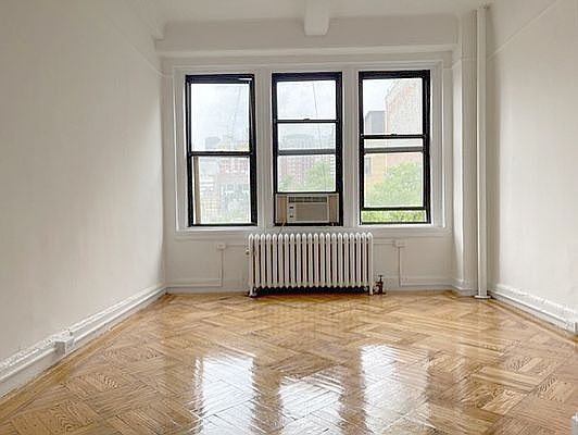 1st image of 42 W 72nd St #7C