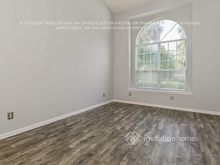 4873 Victoria Chase Ct — Photo 8