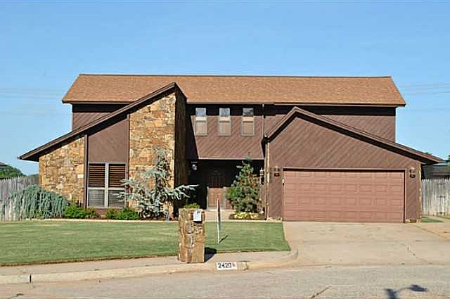 1st image of 2420 Yellowstone Dr