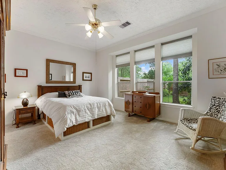 74 Shannon Green Ct — Photo 12