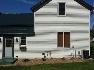 321 Stone St, Highland, WI 53543