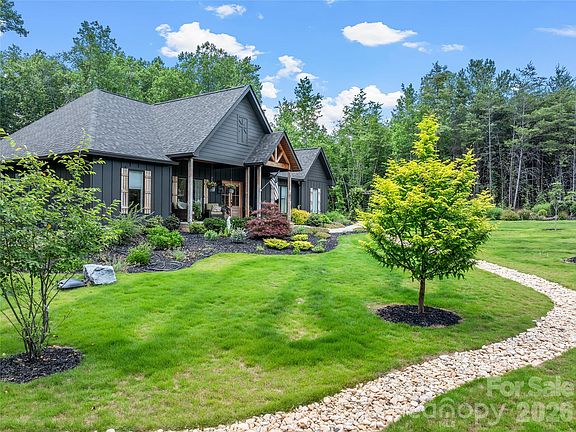 3rd image of 1844 Golf Course Rd