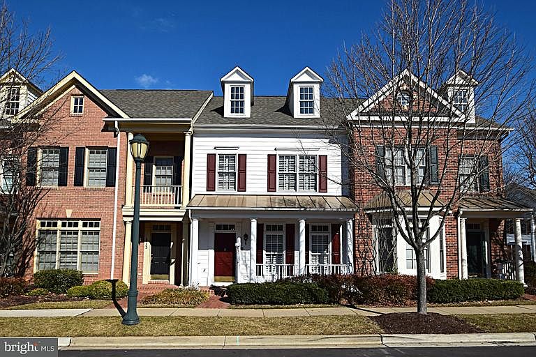 1st image of 111 Jay Dr