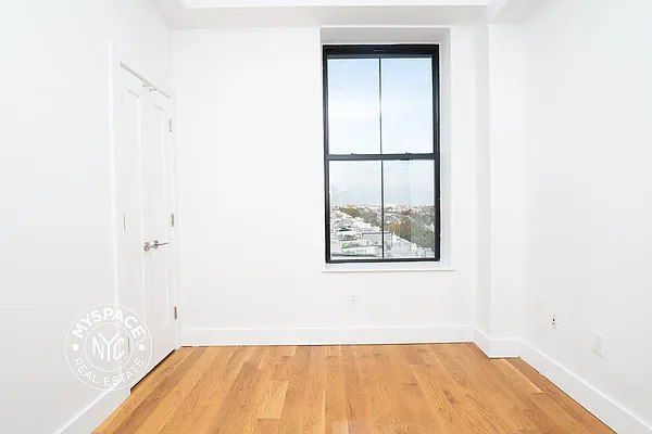 Rented by MySpaceNYC | media 9