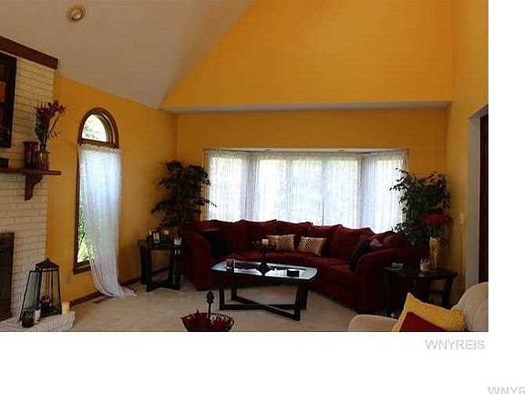 3rd image of 5854 Forest Creek Dr