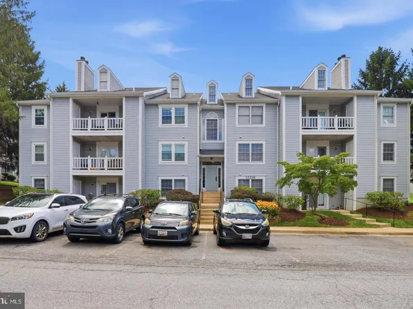 12216 Eagles Nest Ct APT J, Germantown, MD 20874