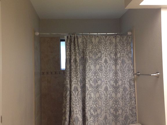 5th image of 13307 Barnsbury Sq