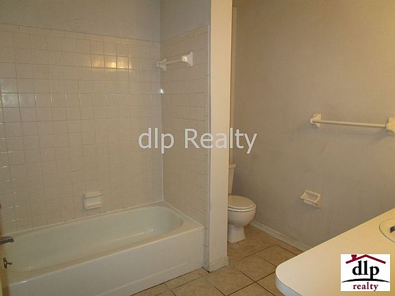 4th image of 1450 S Palmetto Ave APT 104