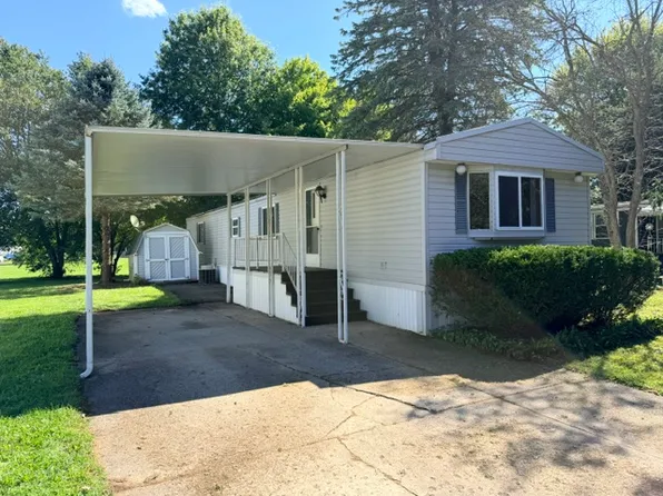 2265 Cypress Gdns #114, Brighton, MI 48114