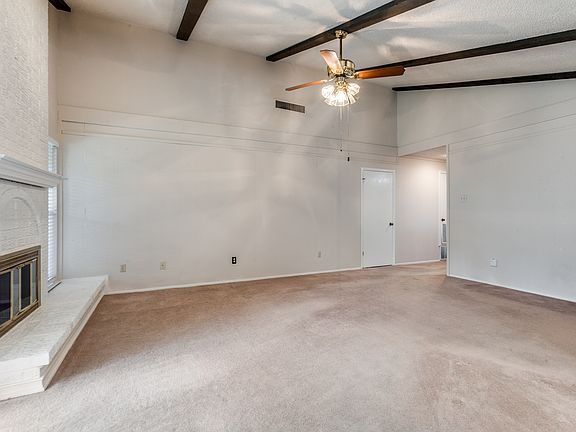 3rd image of 1511 Westminster Dr