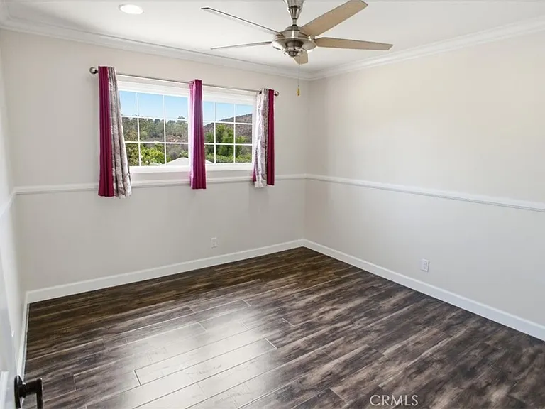 334 W Avenida De Las Flores — Photo 19