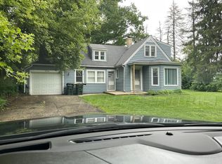 996 W Palatine Rd, Palatine, IL 60067