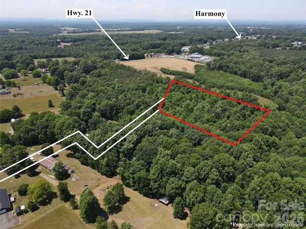 165 Alexander Farm Rd, Harmony, NC 28634