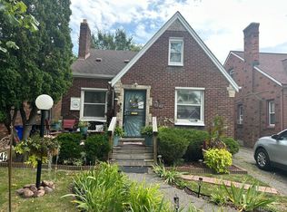 9942 Balfour Rd, Detroit, MI 48224