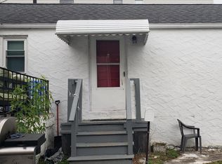 805 Hampden St, Linden, NJ 07036