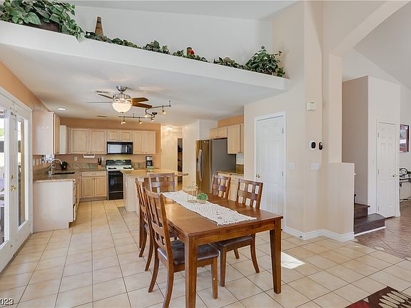 4th image of 6016 Morning Creek Ct