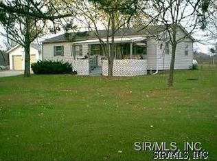 12409 New Douglas Rd, New Douglas, IL 62074