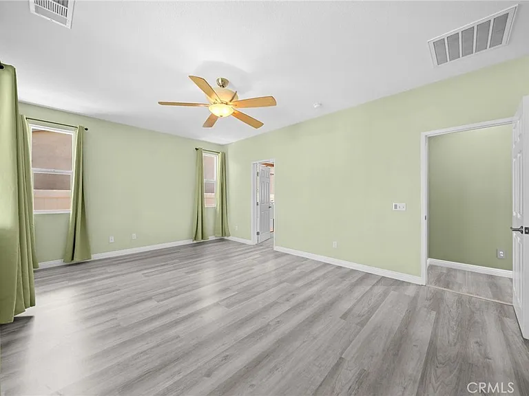 1420 Yarrow Ln — Photo 16
