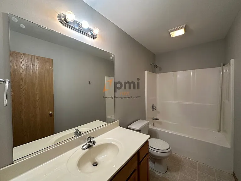 395 Plymouth Rd #C — Photo 13