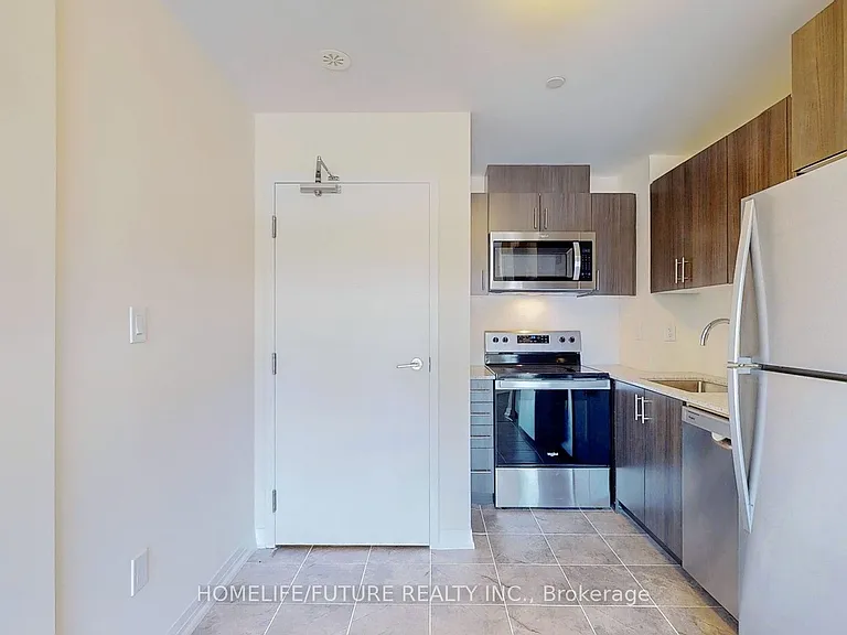 235 McLevin Ave #21 — Photo 13