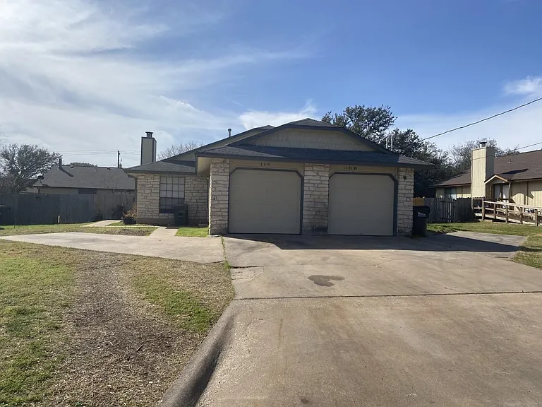 110 Verna Spur #A — Photo 6