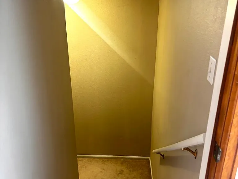 10318 Ravenswood Ln — Photo 20
