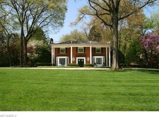 1977 Stockbridge Rd, Akron, OH 44313